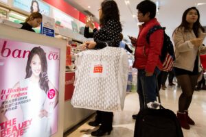 Lotte Duty Free Posts All-time Sales High in 2018 as Online and Daigou Business Soars