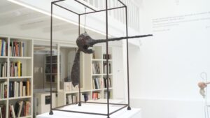 Giacometti’s “Le Nez” Exhibition Merges Surrealism and Digital Innovation